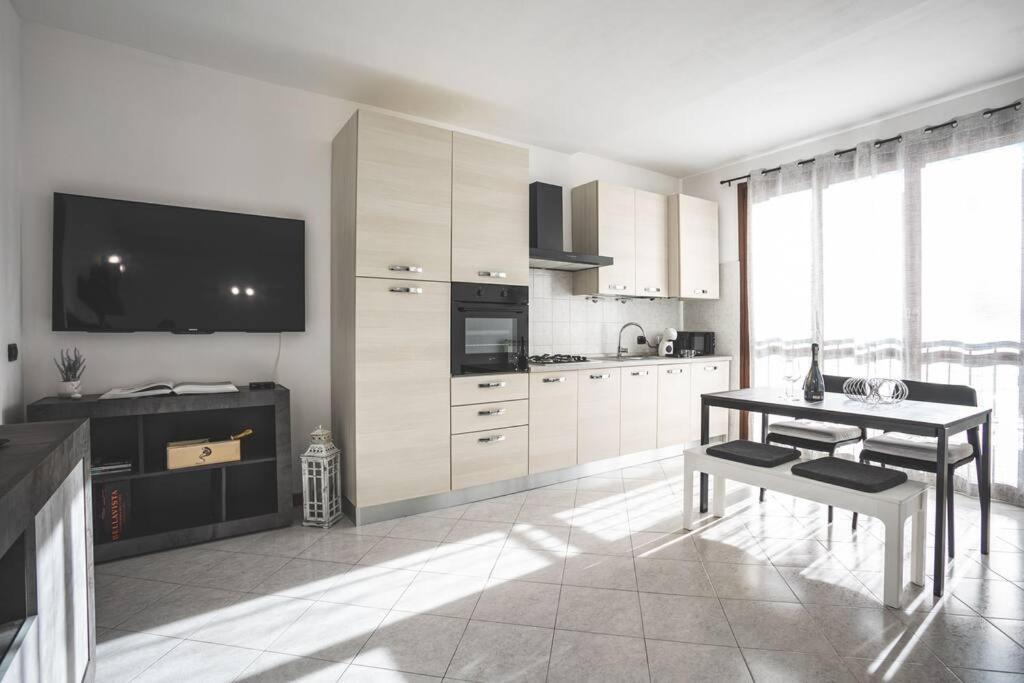La Corte Apartment Monza - Milano + Free Wi-Fi Lissone Luaran gambar