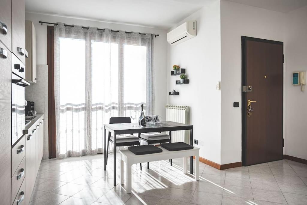 La Corte Apartment Monza - Milano + Free Wi-Fi Lissone Luaran gambar